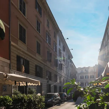 Apartment Guesthost - Termini Live Laugh & Rom