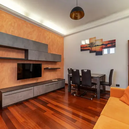 Guesthost - Termini Live Laugh & Apartment Rom
