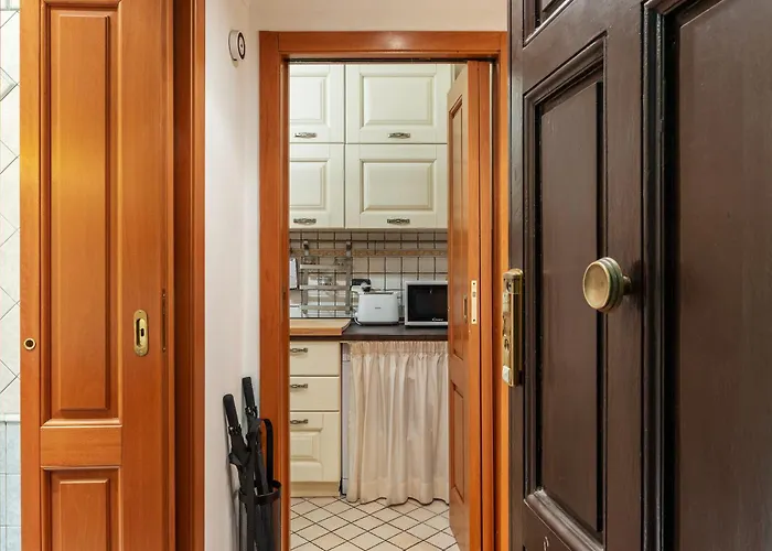 Guesthost - Termini Live Laugh&love *